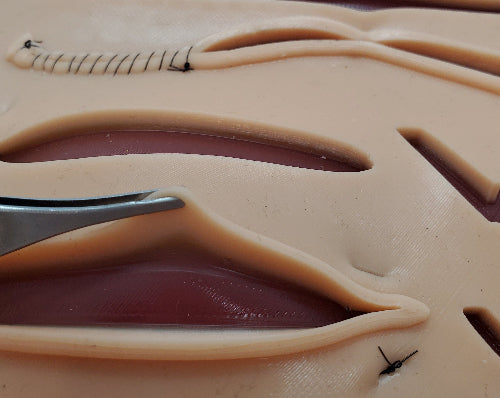 Adson Tissue Forceps - Flat/Non-Toothed 4.75"